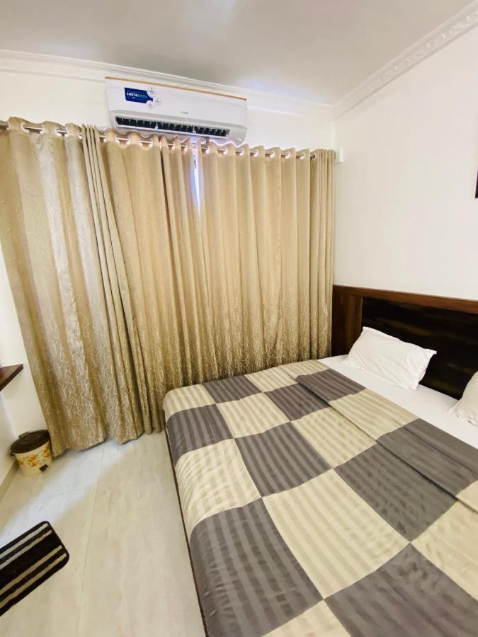Hotel Sai Ssl Shirdi Esterno foto